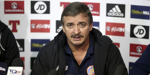  سرمربی کاستاریکا  از آینده ام مطمئن نیستم