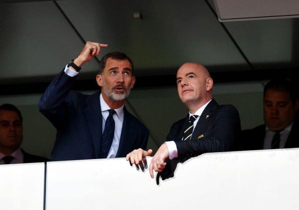 اسپانیا-روسیه، در تسخیر سیاست مداران عکس