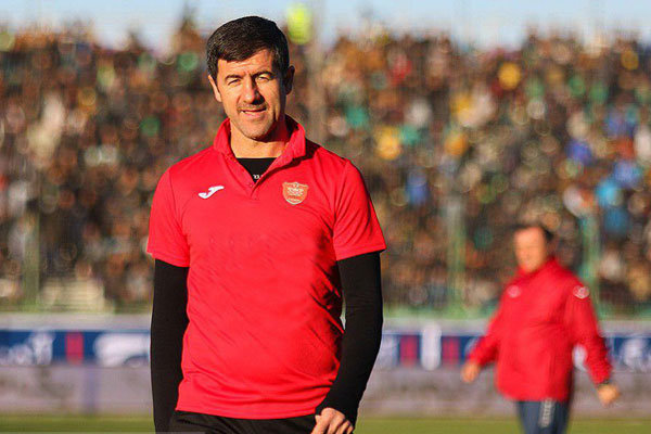  سفر باقری در هاله‎ای از ابهام؛ مربی پرسپولیس برای سفر به کرواسی بلیت دارد اما ویزا نه