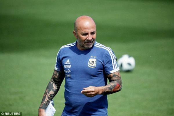  کنایه سنگین کانتونا به سمپائولی پس از مشورتش با مسی