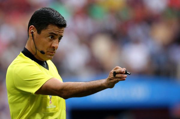  علیرضا فغانی، ناراحت از حواشی داخل ایران