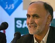  افتخاری افشاگری نکرد، رسواگری کرد