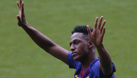  مشیری به دنبال جذب مدافع بارسلونا