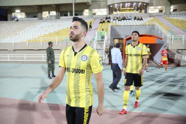  لطفی  از هواداران پارس و تارتار عذر می‌خواهم