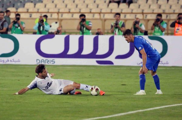  چپی که راست استقلال را از کار انداخت