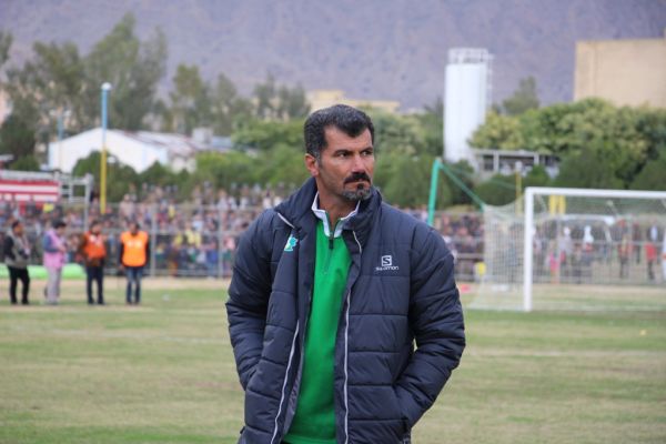 یزدی از اعتبار فوتبال خوزستان دفاع خواهیم کرد فقط 8 بازیکن از فصل گذشته ماندهاند