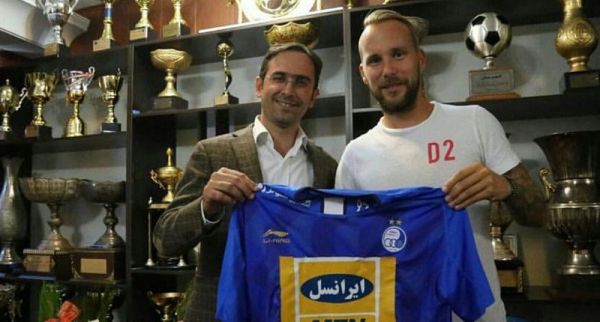  مارکوس نویمایر به استقلال پیوست