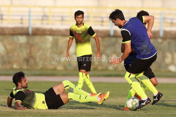 سرخابیهای سابق در پرسپولیس پاکدشت عکس