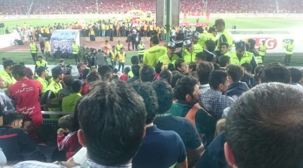  هواداران خوزستانی در ورزشگاه آزادی حبس شدند