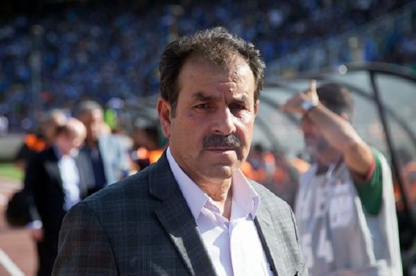 اصفهانیان نامه سازمان لیگ برای آیدی کارت داوران به دست من نرسیده