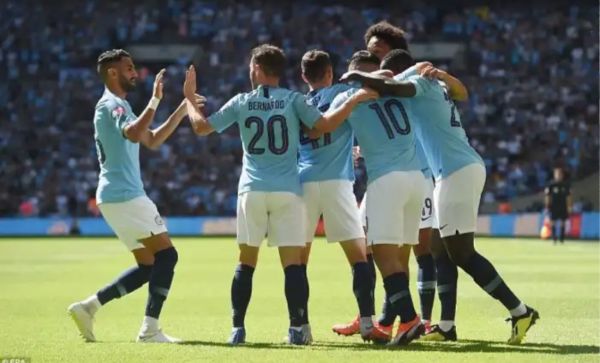 گواردیولا و فتح جام بدیمن عکس