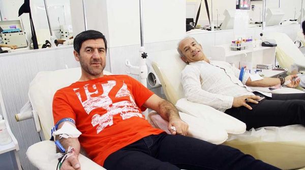  کریم باقری  بهتر است بیرانوند خوش‌روتر باشد