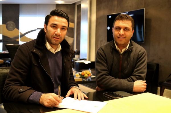 امیری نساجی ۱۰ باخت هم بیاورد باز هم پشت نکونام خواهیم ایستاد گل سالم و پنالتی ما گرفته میشد الان دوم جدول بودیم