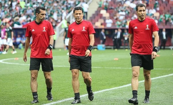 تعجب سپاهان و ذوب آهن از چیدمان داوری