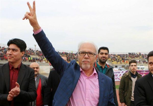 بیات مهاجری سهشنبه در تمرینات سپیدرود حاضر میشود او شخصاً برای جذب بازیکنان جدید مذاکره میکند