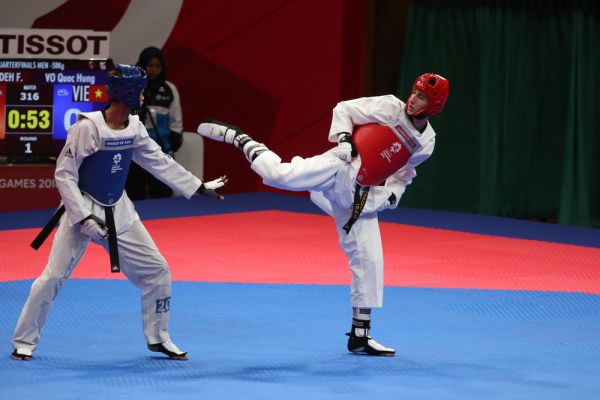  مدال برنز برای فرزان عاشورزاده