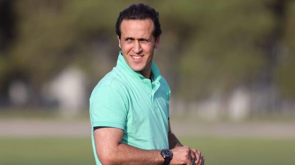 پشت پرده بازگشت علی کریمی به رشت در انتظار تسویه حساب ۳ میلیاردی