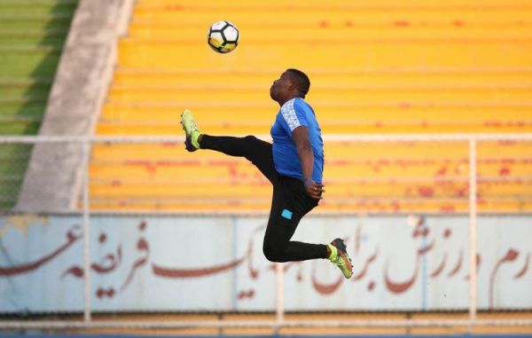 هشدار کولی به ناآماده های استقلال عکس