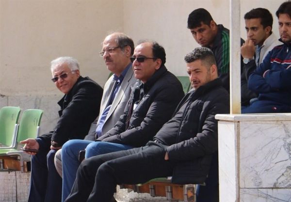 عباسی مشکیپوشان که نیمه جان است، باید ببینیم چه گُلی بر سر پدیده میزنند