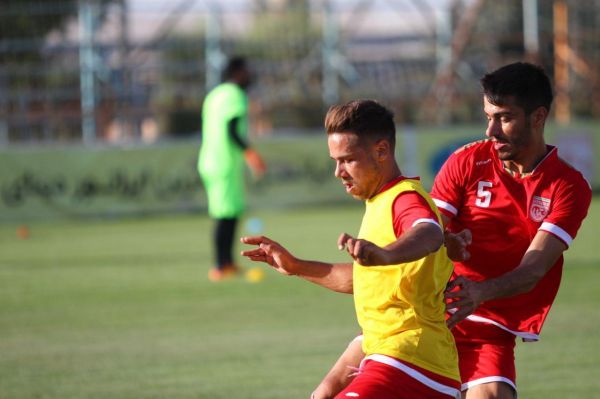 به خارجیهای رکوردشکن بازی میرسد