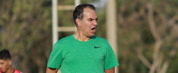 مربی ماشین سازی خوشحالم که این سه امتیاز در آذربایجان ماند بازی شرافتمندانه ای انجام دادیم