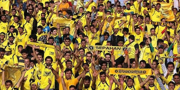 حاشیه پارس جنوبی و سپاهان اعتراض هر دو تیم به داوری