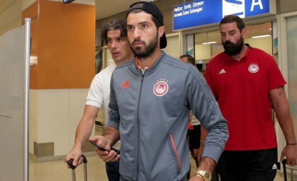 کریم در آتن دیده شد عکس