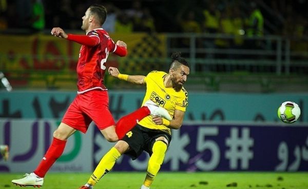  خالد شفیعی  کسب ۱۰ امتیاز برای سپاهان راضی‌کننده نیست  کمیته داوران نباید اشتباهات داوران را ماست مالی کند