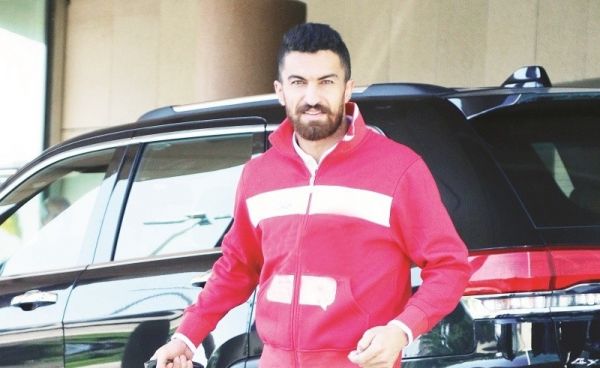 خالد شفیعی باید به تصمیم حاجصفی احترام بگذاریم