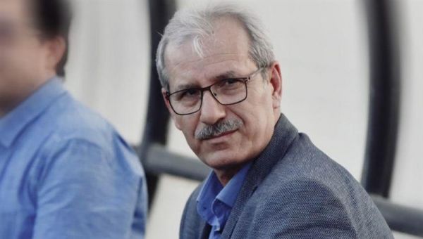  نصیرزاده  آنهایی که استیل آذین را با تراکتورسازی مقایسه می‌کنند تلویزیون سیاه‌وسفید دارند  کریمی بازیکنان مصدوم و بازنشسته می‌گرفت