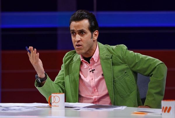 شرط سرپرست سابق تیم ملی کریمی حرفش را پس بگیرد و به دادگاه نرود