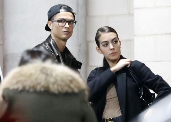 افشاگری خواهر همسر رونالدو جورجینا حاضر نشد یک امضا از کریس برای پسرم بگیرد