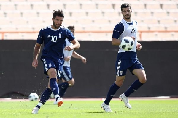 با اعلام سرمربی تیم انگلیسی؛ انتقال انصاریفرد به ناتینگهام فارست نهایی نشده است