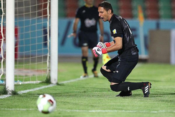 احمدی تیم سابقش را حذف کرد عکس