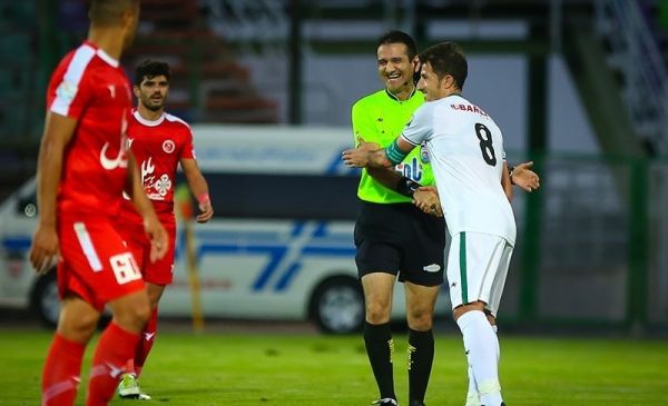 اعتراض باشگاه ذوبآهن به کمیته داوران فدراسیون فوتبال