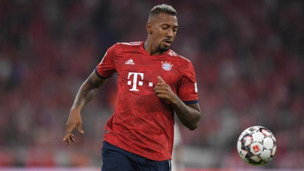 بواتنگ همبازیهای اوزیل پشتش را خالی کردند