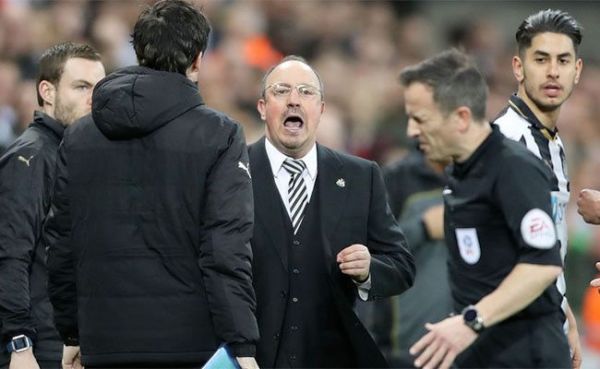 پرونده انضباطی برای بنیتس به خاطر تمجید از داور