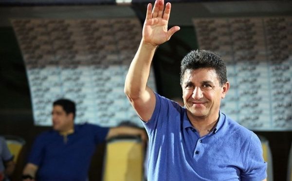 امیر قلعهنویی خوزستان مظلوم است و متأسفم که به آن رسیدگی نمیکنند بازی سختی مقابل نفت مسجدسلیمان داریم