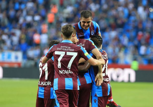 بازگشت خوشیمن حسینی عکس