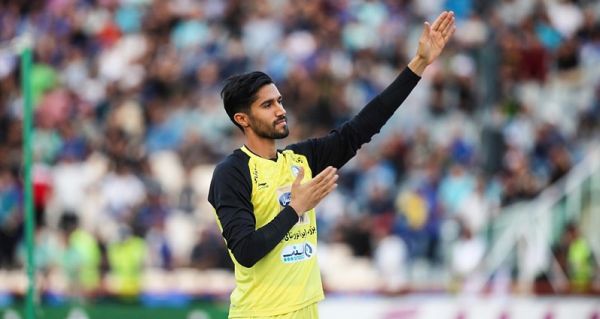 رفتار متفاوت دروازهبان استقلال در دربی ۸۸