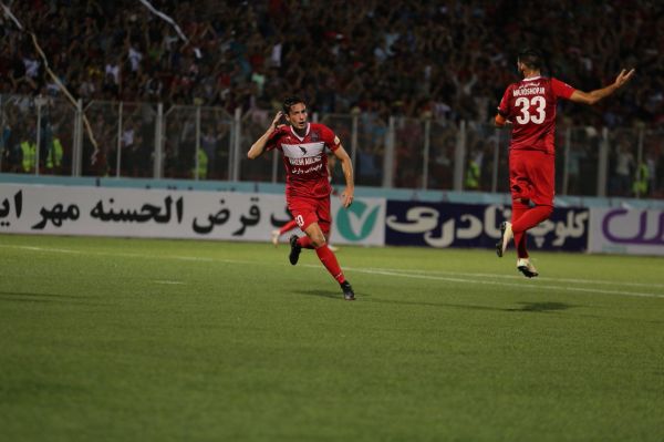  بازگشت ستاره خارجی سرخپوش به خانه + عکس