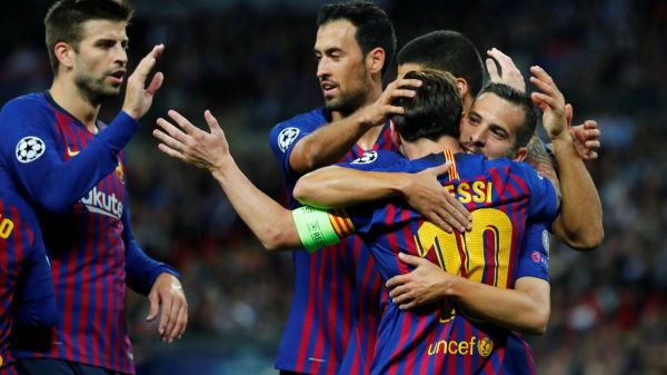  شعار جالب بارسایی‌ها علیه فیفا در رختکن