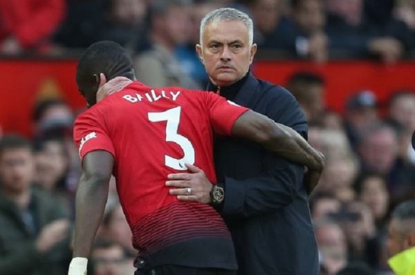 تعویض تحقیرآمیز مورینیودر دقیقه 19 بازی