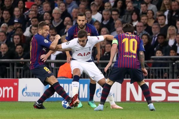  ترکیب اصلی والنسیا و بارسلونا اعلام شد