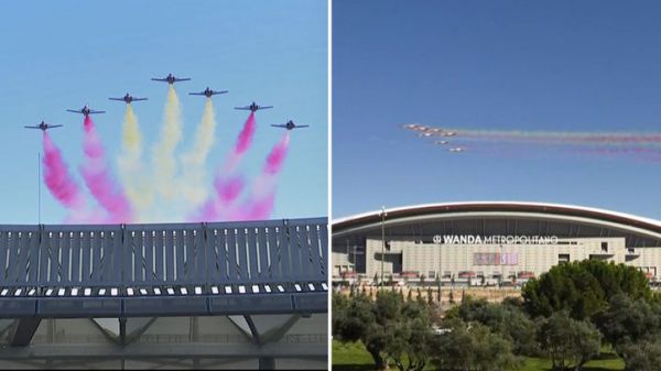  عکس  اسپایدرمن در ورزشگاه اتلتیکو