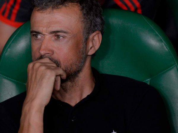  انریکه  می توانستم بین دو نیمه بازیکنانم را بکشم