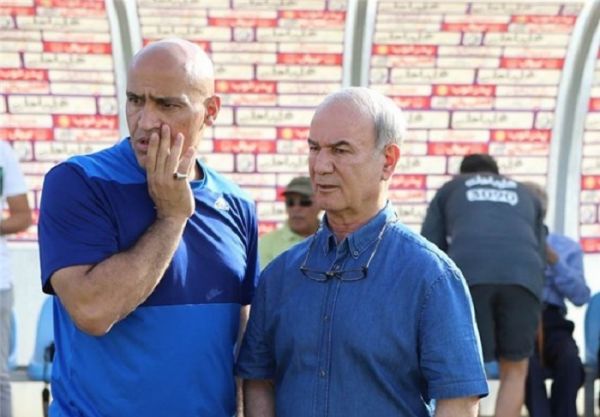 افشارزاده شفر کارگر باشگاه استقلال است کیروش خیلی آدم پررویی است