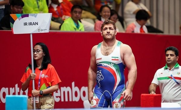  کشتی آزاد قهرمانی جهان صعود پرویز هادی به نیمه‌نهایی با برتری مقابل قهرمان المپیک