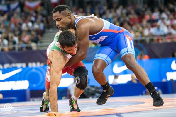  یخکشی به مدال برنز نرسید  طلای کوبا در 61 کیلوگرم و اخراج سرمربی روسیه