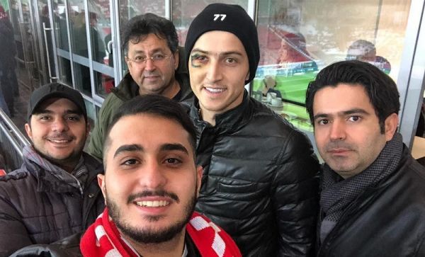  سردار روی نیمکت روبین کازان عکس